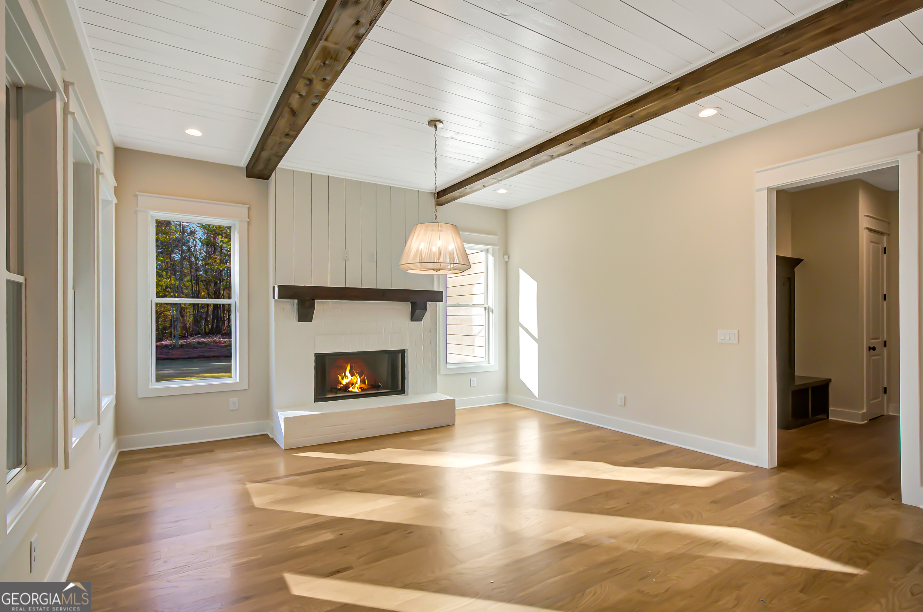 Sharpsburg, Georgia 30277, United States, 4 Bedrooms Bedrooms, ,5 BathroomsBathrooms,Residential,Active,244477