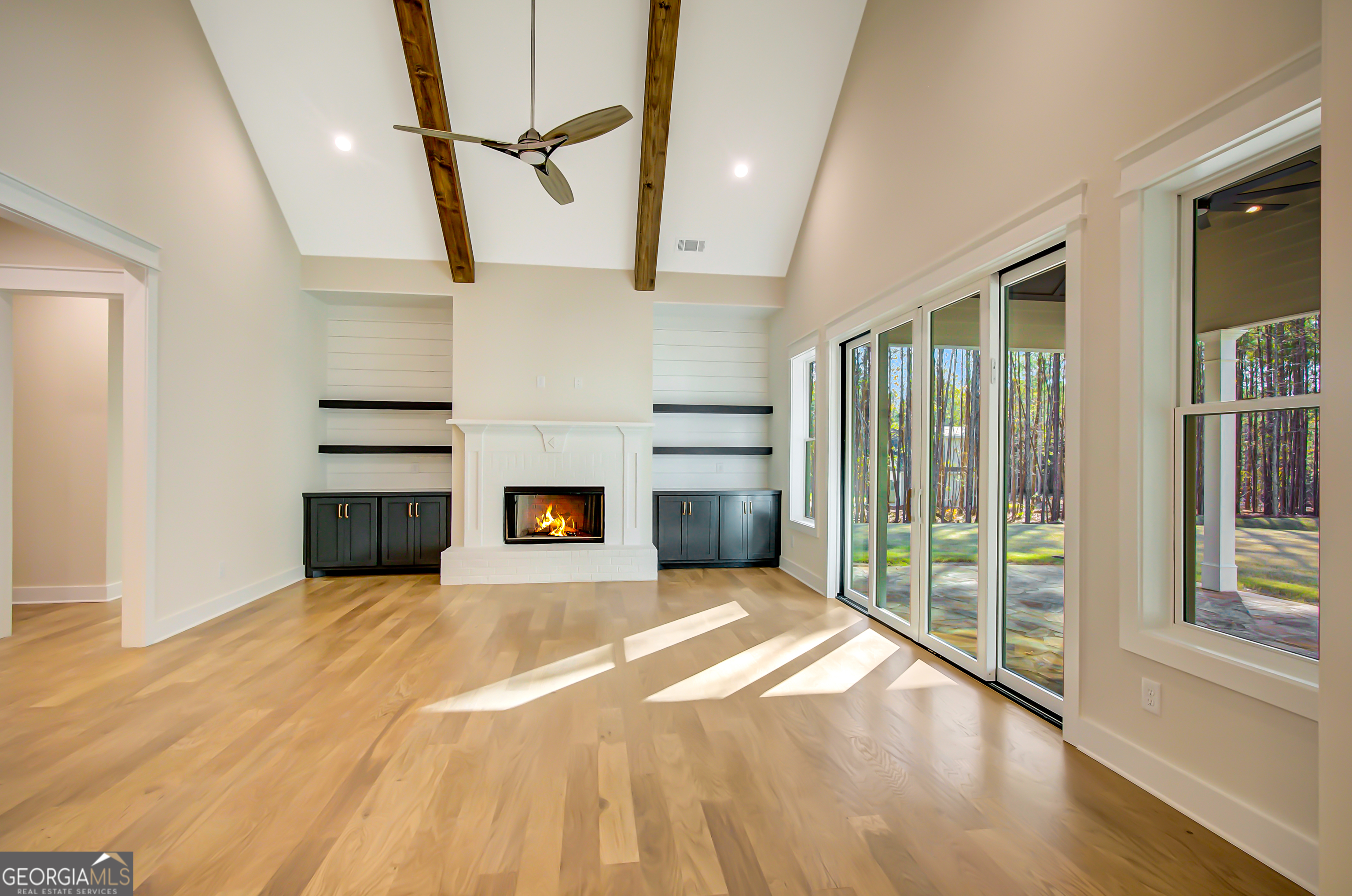 Sharpsburg, Georgia 30277, United States, 4 Bedrooms Bedrooms, ,5 BathroomsBathrooms,Residential,Active,244477