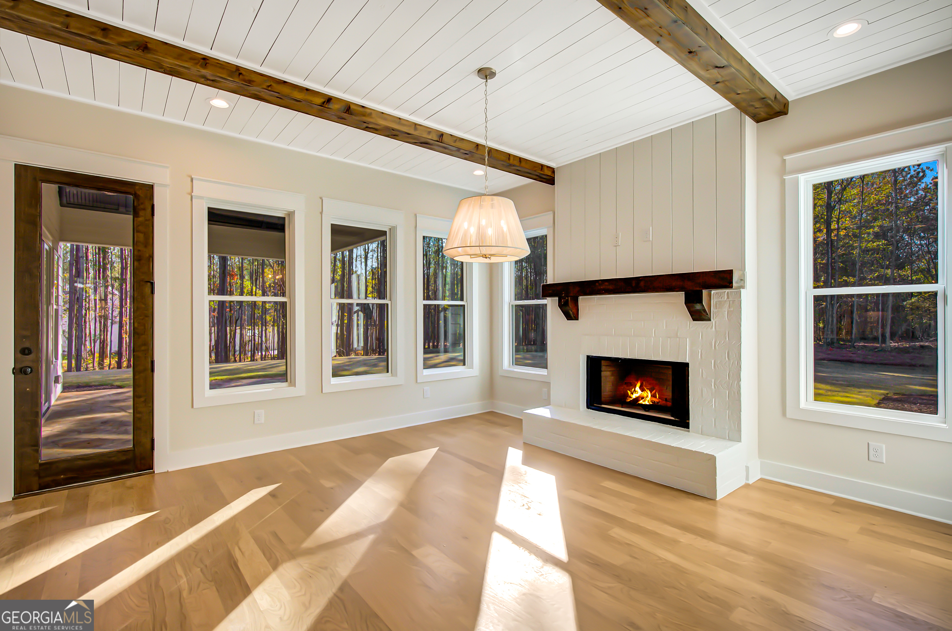 Sharpsburg, Georgia 30277, United States, 4 Bedrooms Bedrooms, ,5 BathroomsBathrooms,Residential,Active,244477