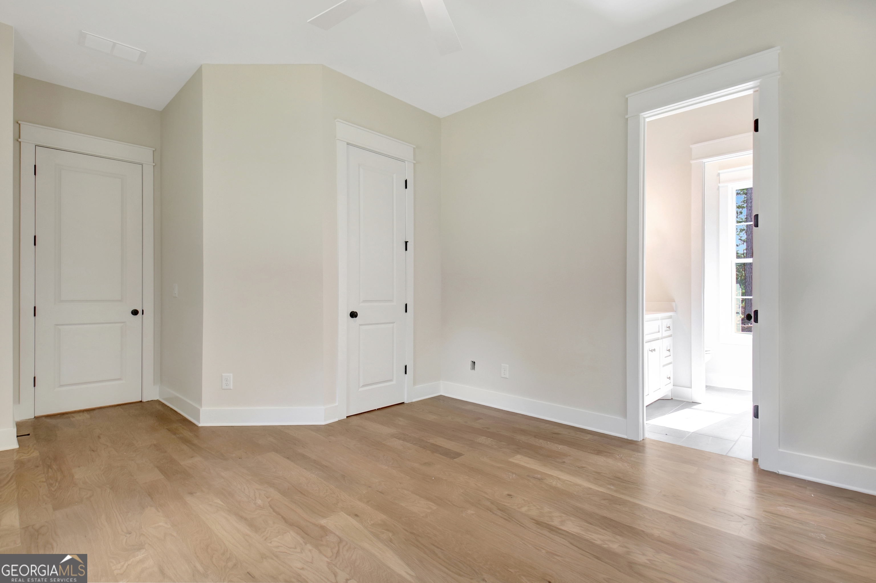 Sharpsburg, Georgia 30277, United States, 4 Bedrooms Bedrooms, ,5 BathroomsBathrooms,Residential,Active,244477