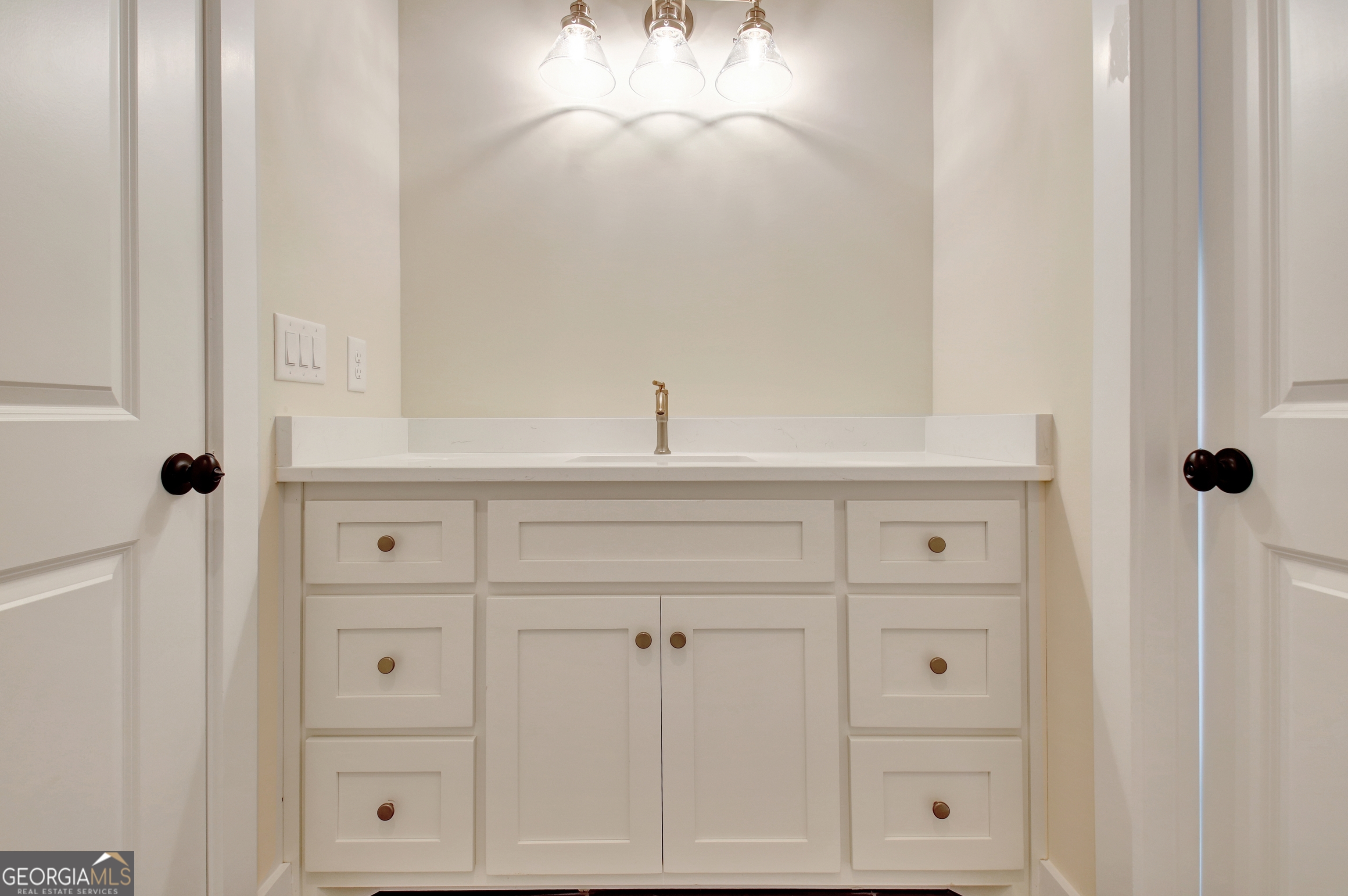 Sharpsburg, Georgia 30277, United States, 4 Bedrooms Bedrooms, ,5 BathroomsBathrooms,Residential,Active,244477