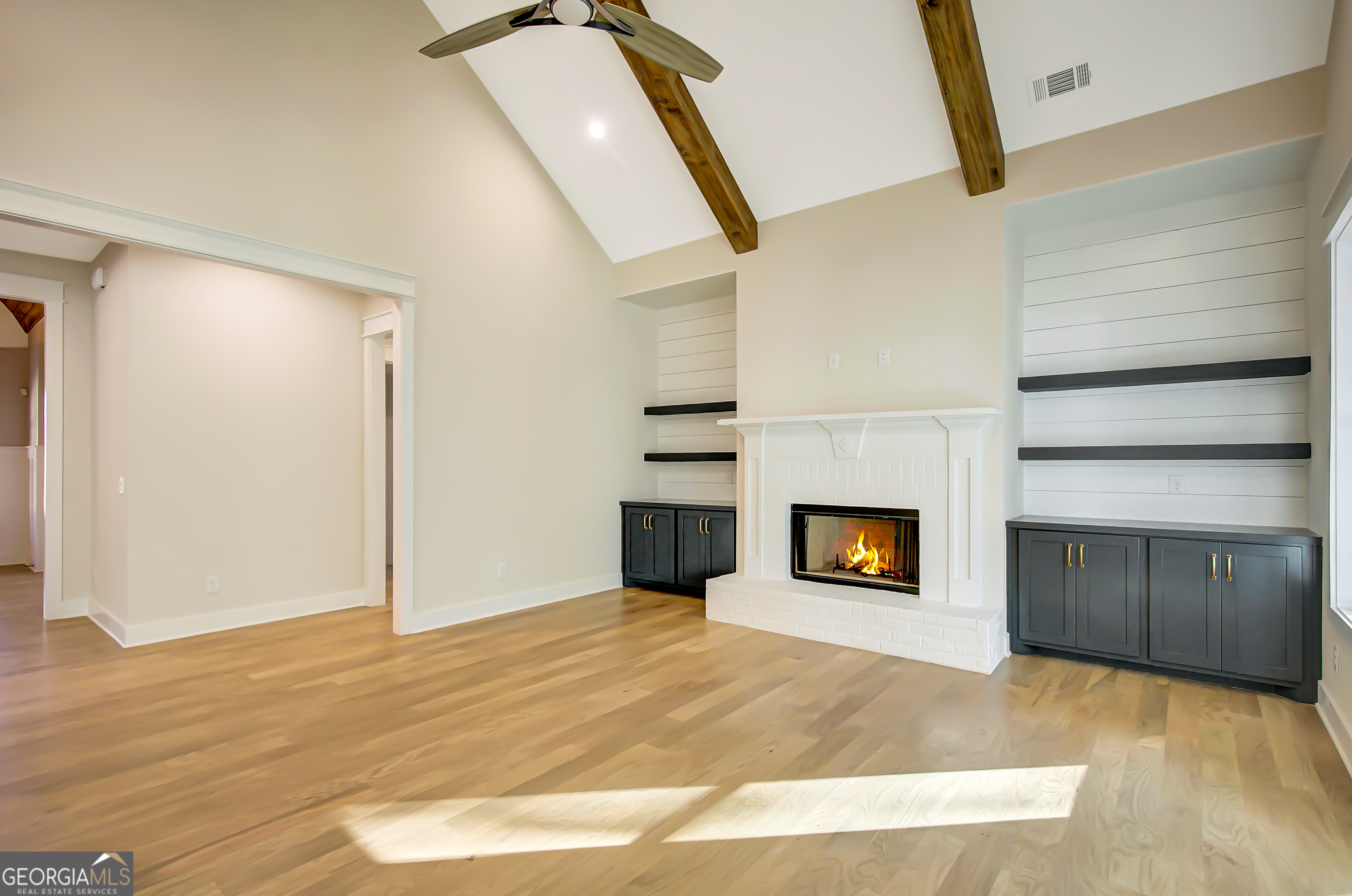 Sharpsburg, Georgia 30277, United States, 4 Bedrooms Bedrooms, ,5 BathroomsBathrooms,Residential,Active,244477