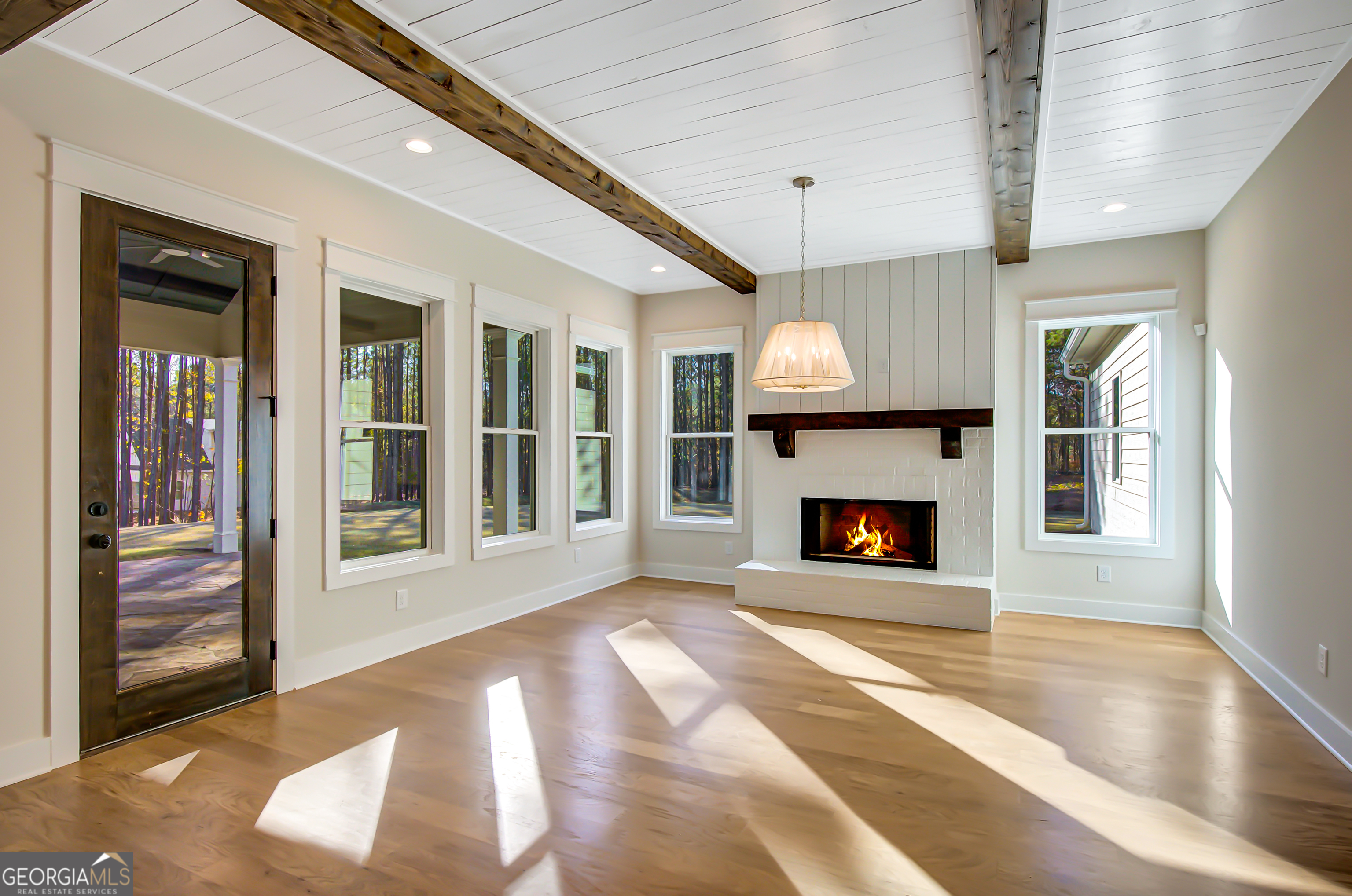 Sharpsburg, Georgia 30277, United States, 4 Bedrooms Bedrooms, ,5 BathroomsBathrooms,Residential,Active,244477