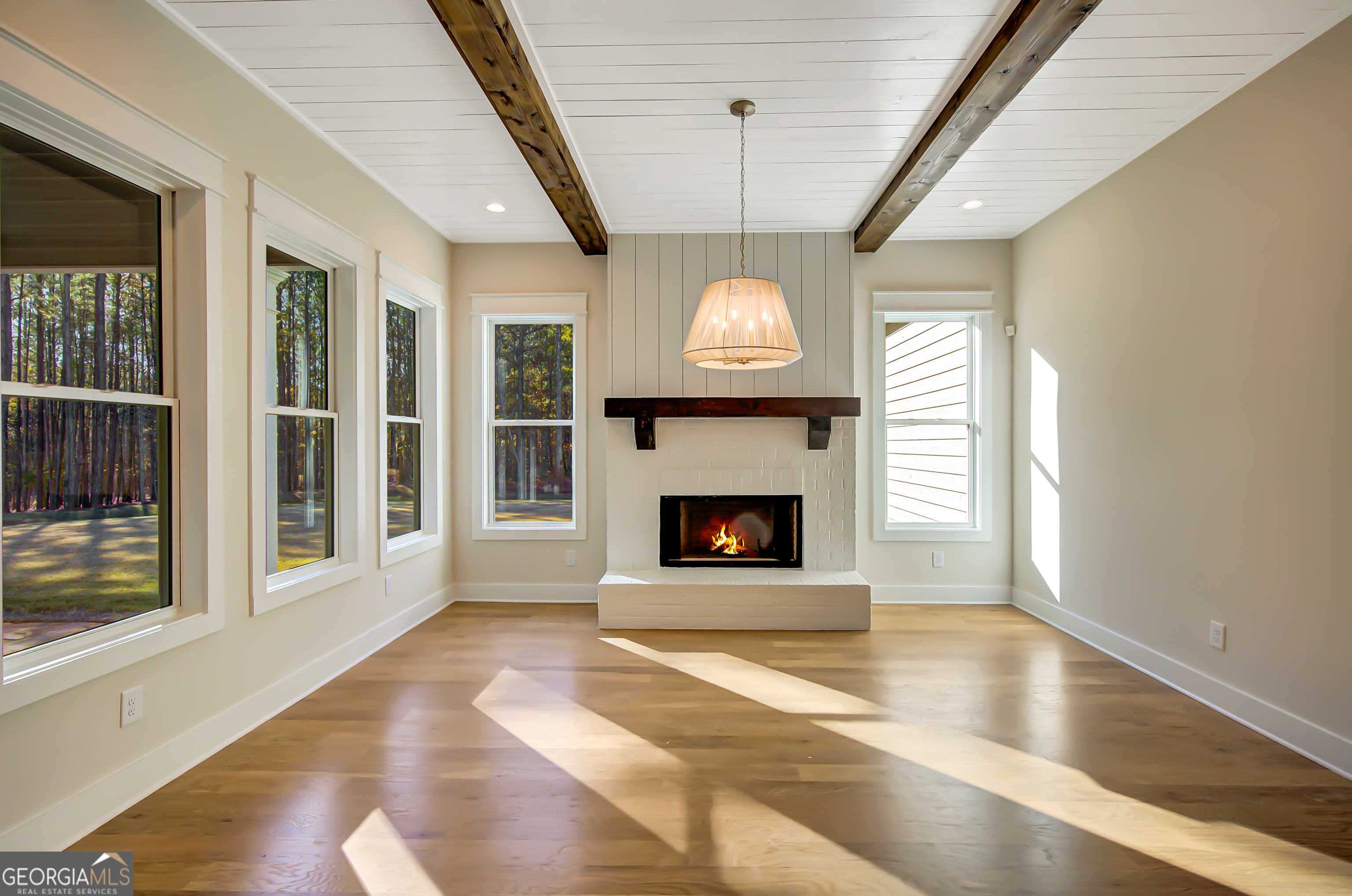 Sharpsburg, Georgia 30277, United States, 4 Bedrooms Bedrooms, ,5 BathroomsBathrooms,Residential,Active,244477