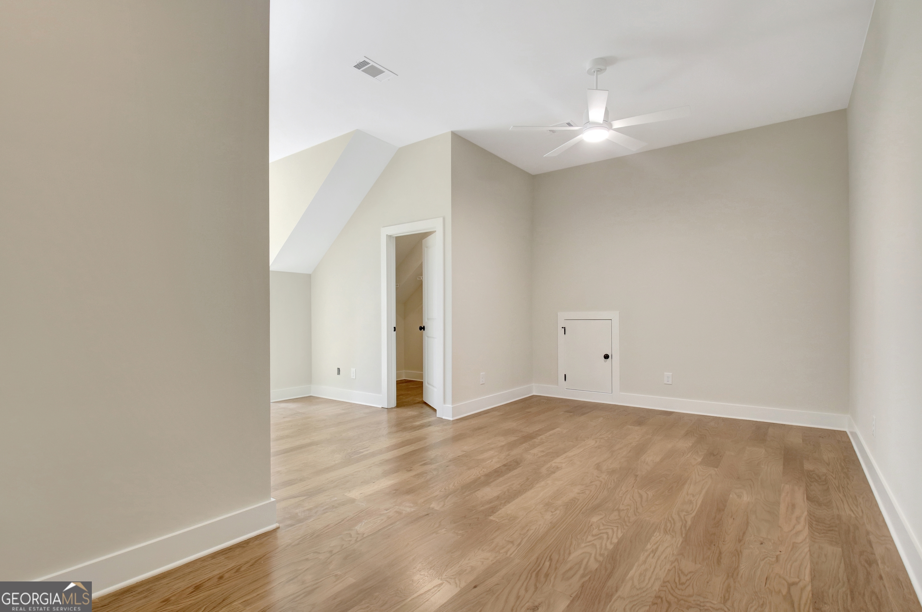 Sharpsburg, Georgia 30277, United States, 4 Bedrooms Bedrooms, ,5 BathroomsBathrooms,Residential,Active,244477