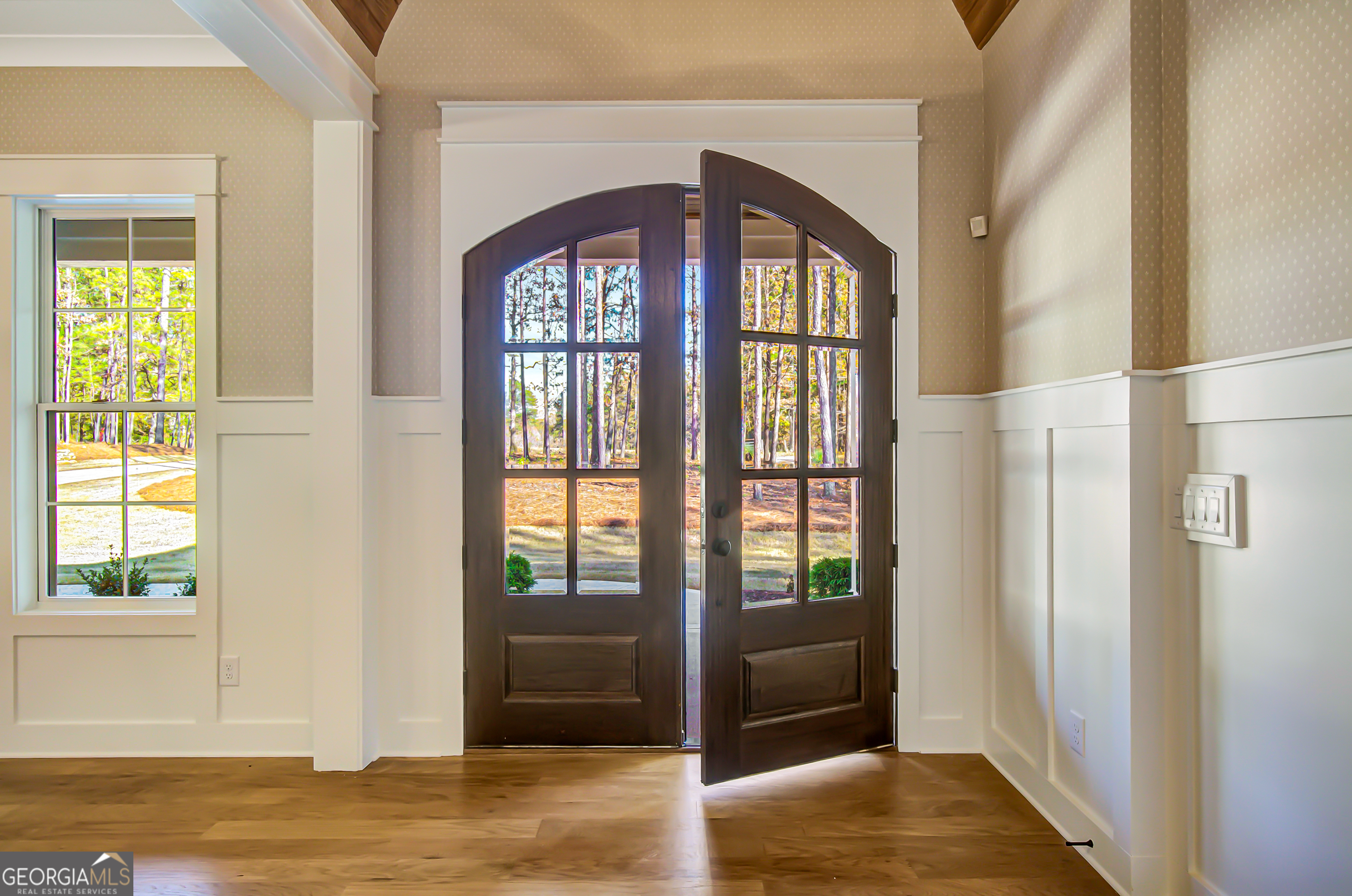 Sharpsburg, Georgia 30277, United States, 4 Bedrooms Bedrooms, ,5 BathroomsBathrooms,Residential,Active,244477