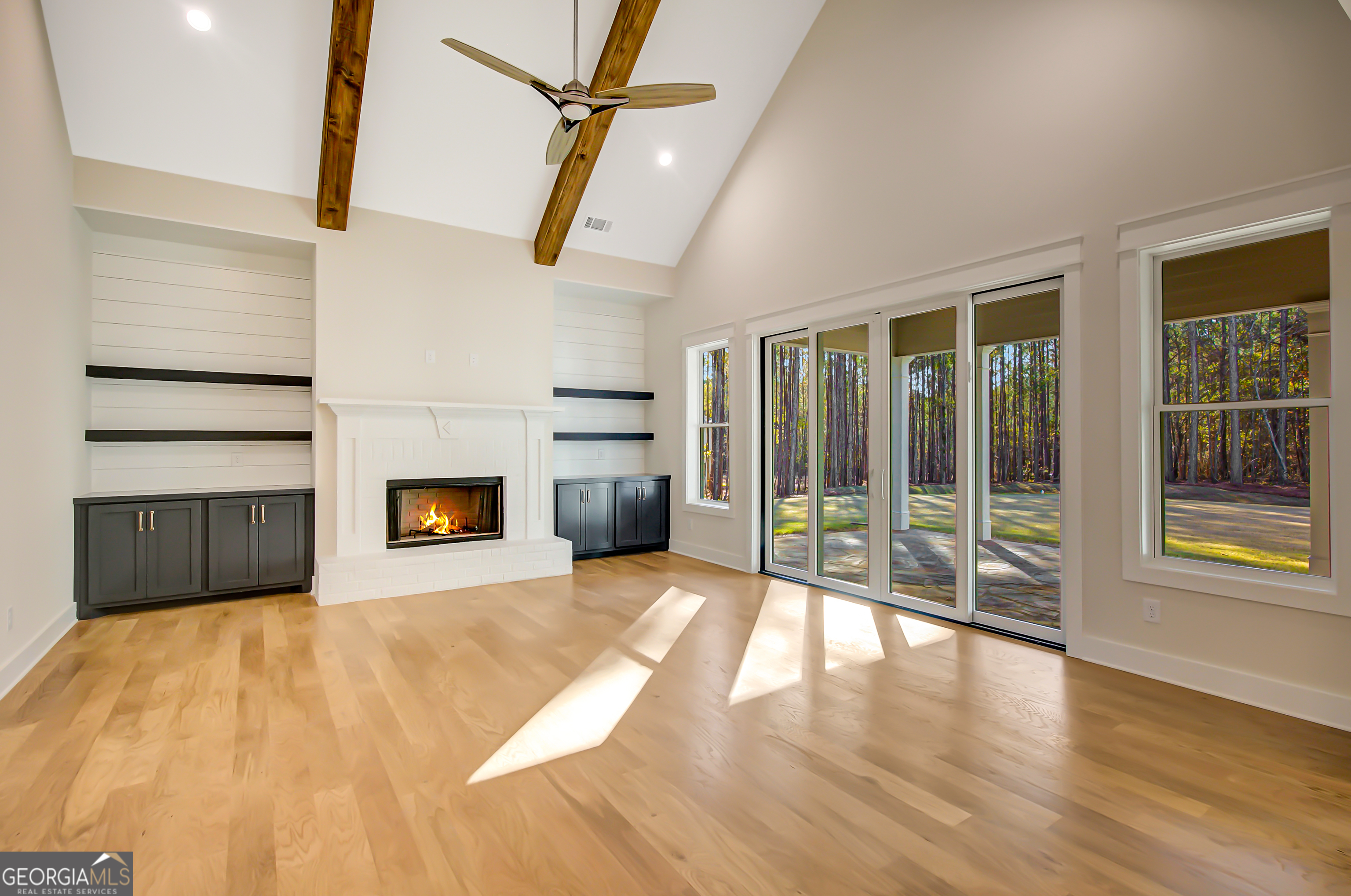 Sharpsburg, Georgia 30277, United States, 4 Bedrooms Bedrooms, ,5 BathroomsBathrooms,Residential,Active,244477