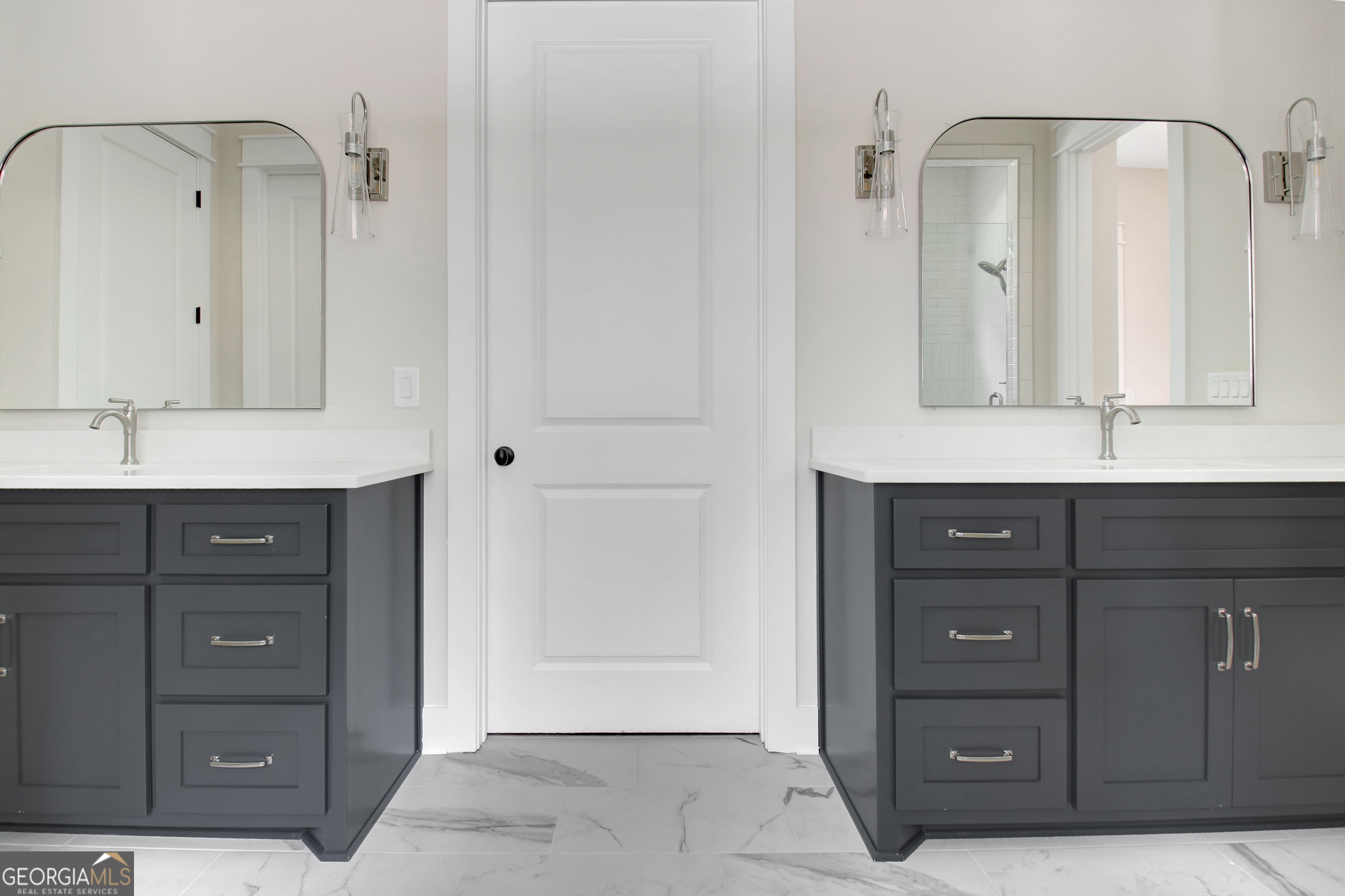 Sharpsburg, Georgia 30277, United States, 4 Bedrooms Bedrooms, ,5 BathroomsBathrooms,Residential,Active,244477