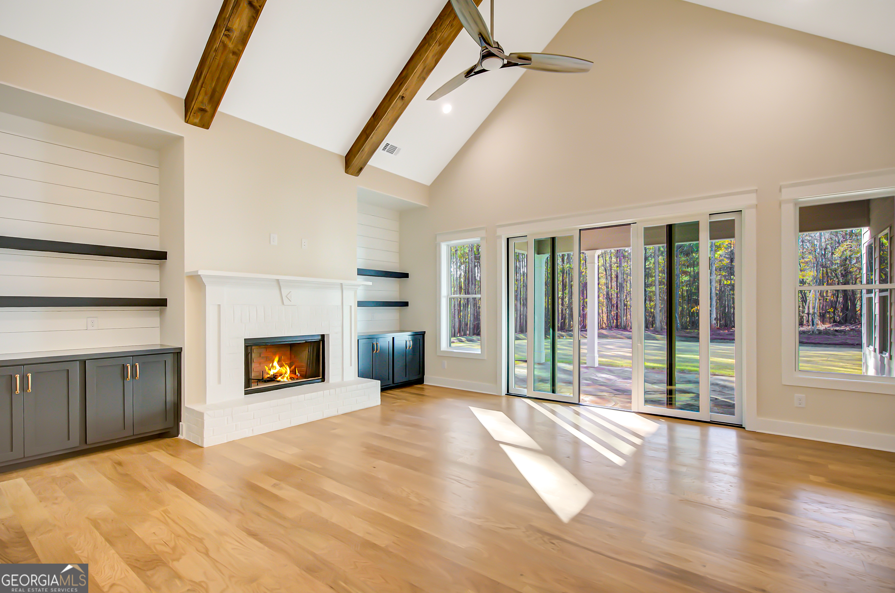 Sharpsburg, Georgia 30277, United States, 4 Bedrooms Bedrooms, ,5 BathroomsBathrooms,Residential,Active,244477