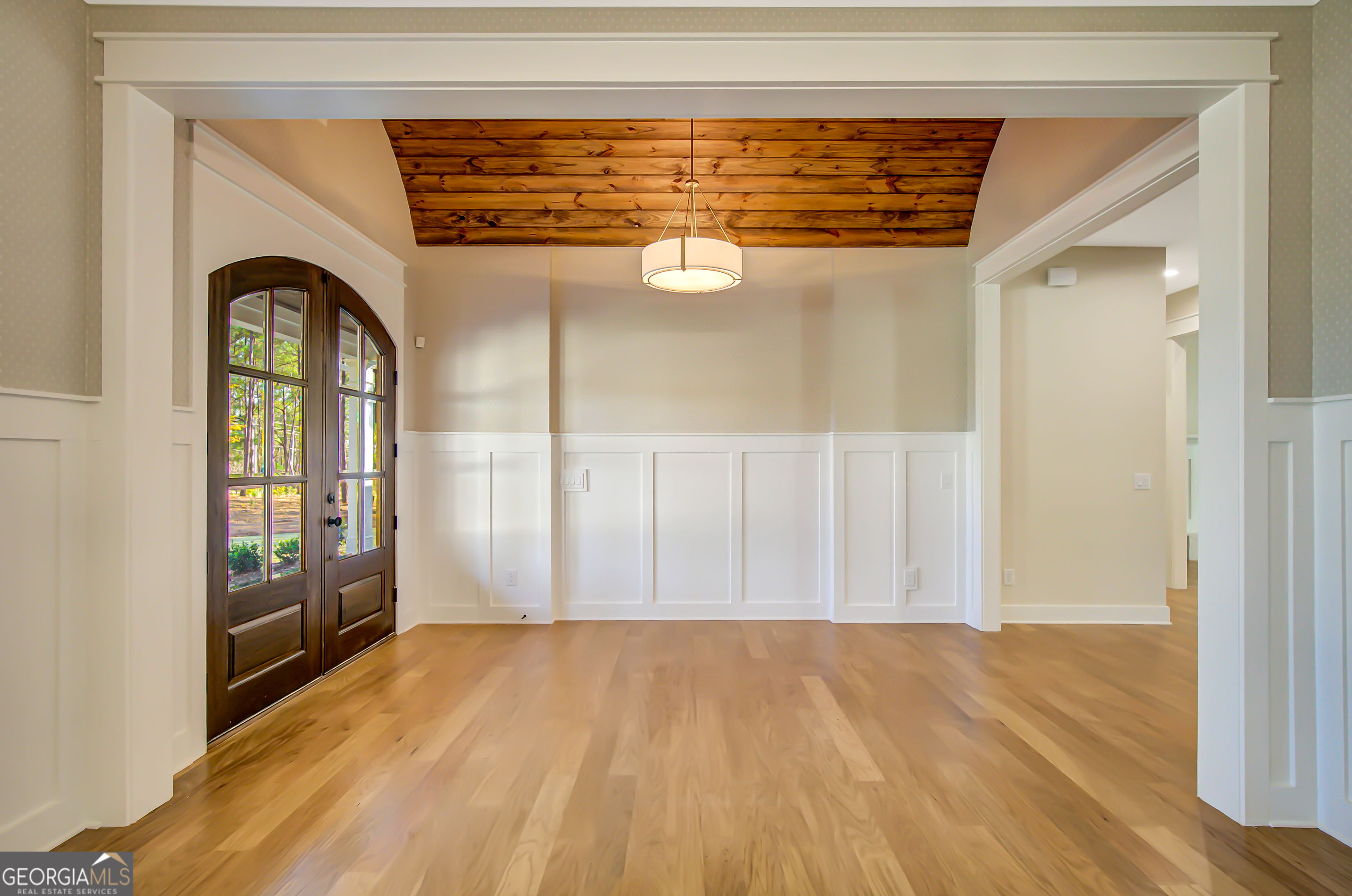 Sharpsburg, Georgia 30277, United States, 4 Bedrooms Bedrooms, ,5 BathroomsBathrooms,Residential,Active,244477