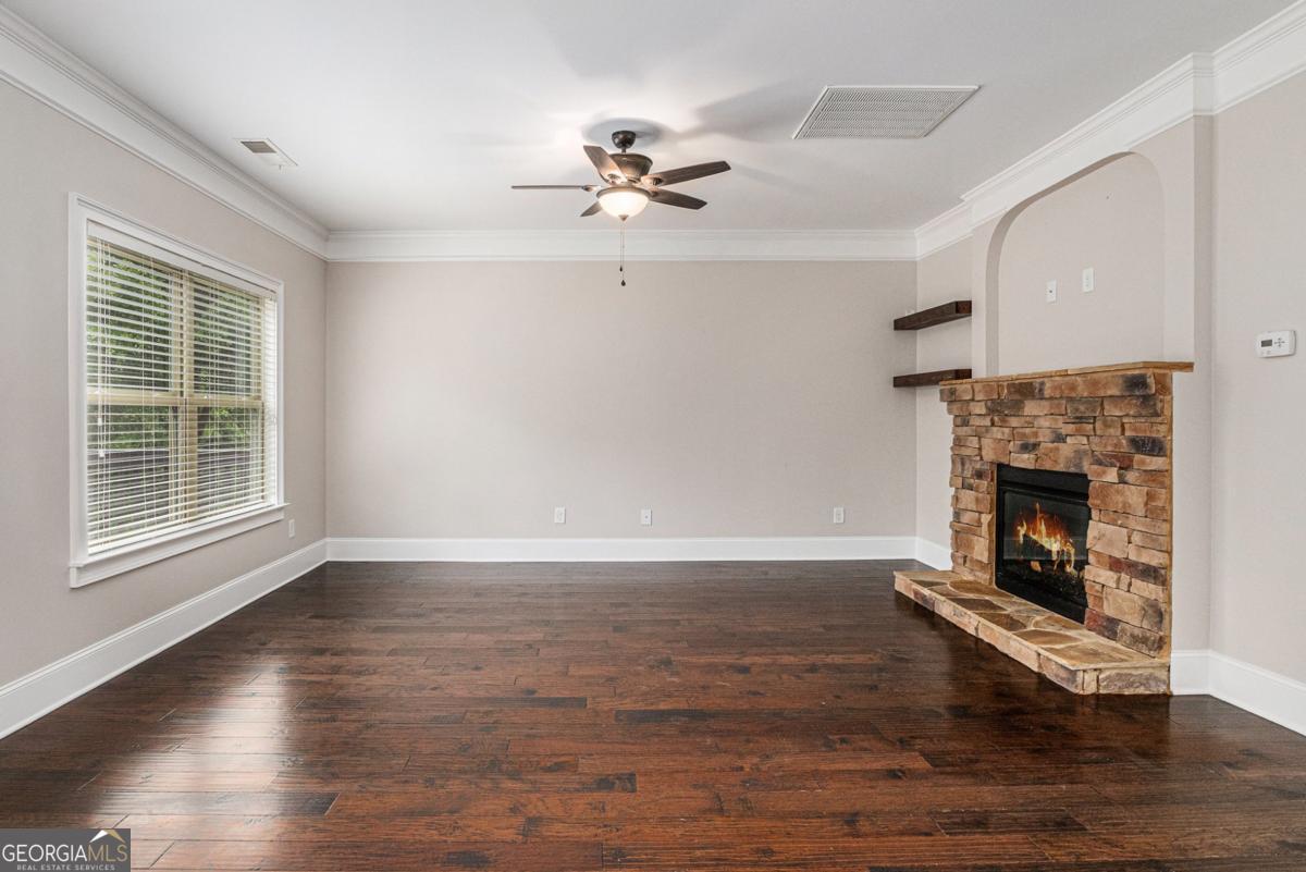4910 Bucknell TRCE