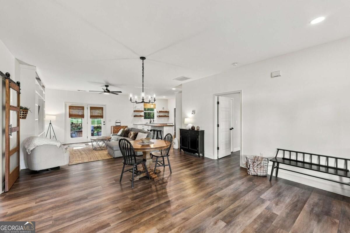 122 Jones CT