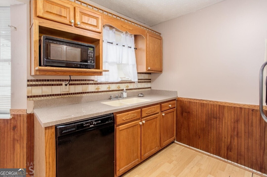 602 Pine Tree TRL
