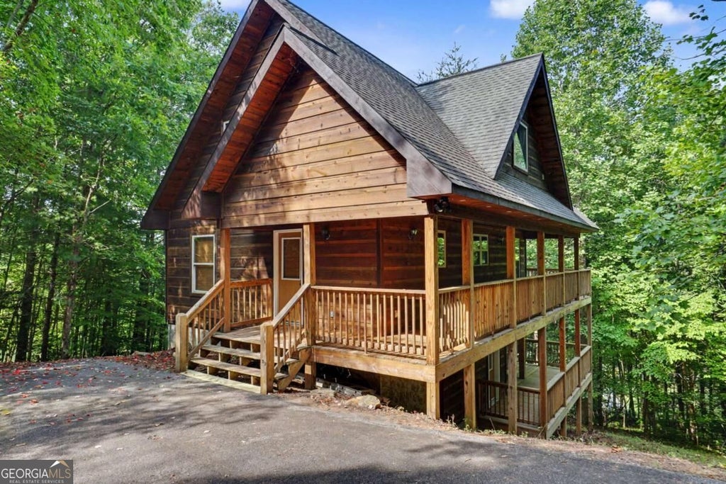 Photo of 482 High Street, Young Harris, GA 30582 (MLS # 10837150)