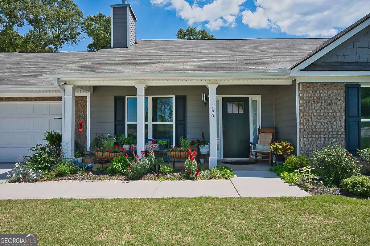 186 Kinsley WAY