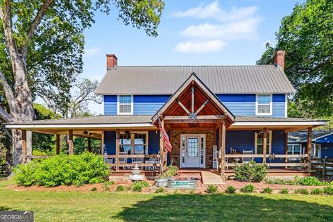 197 Hills Creek RD Taylorsville GA 30178