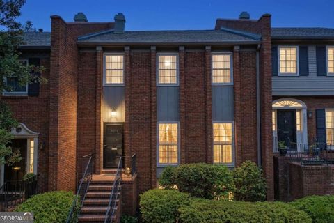 Photo of 5211 Glenridge Drive, Atlanta, GA 30342 (MLS # 10738761)