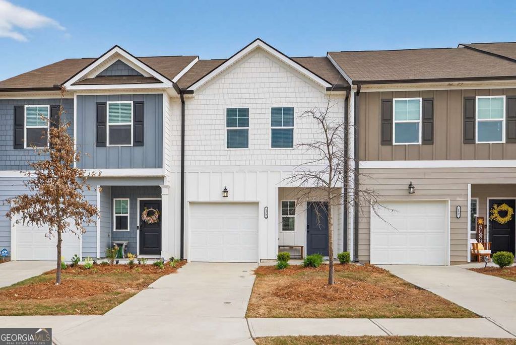 Photo of 173 Buckingham Lane, Hoschton, GA 30548 (MLS # 10721828)