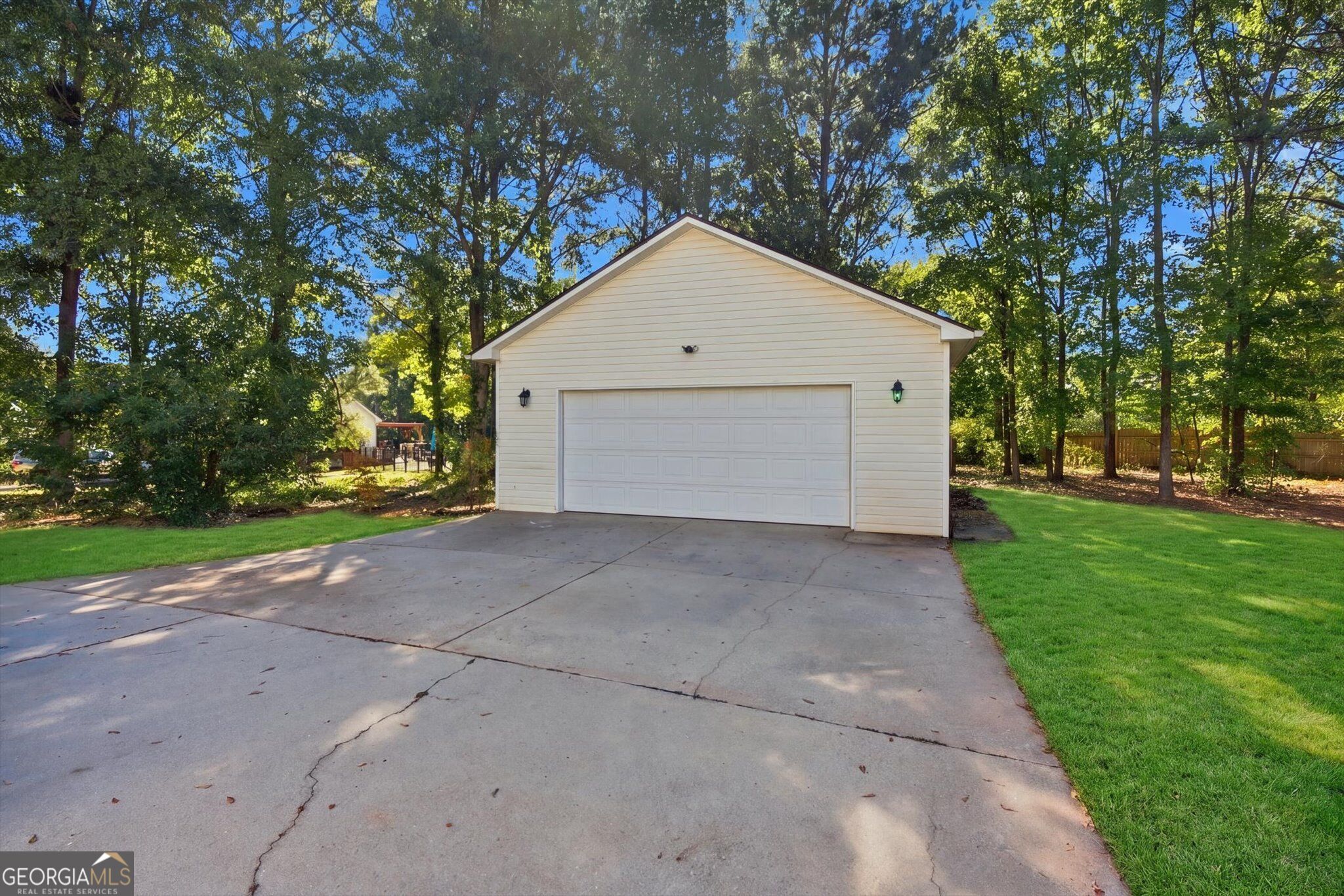 515 Hayfield CT