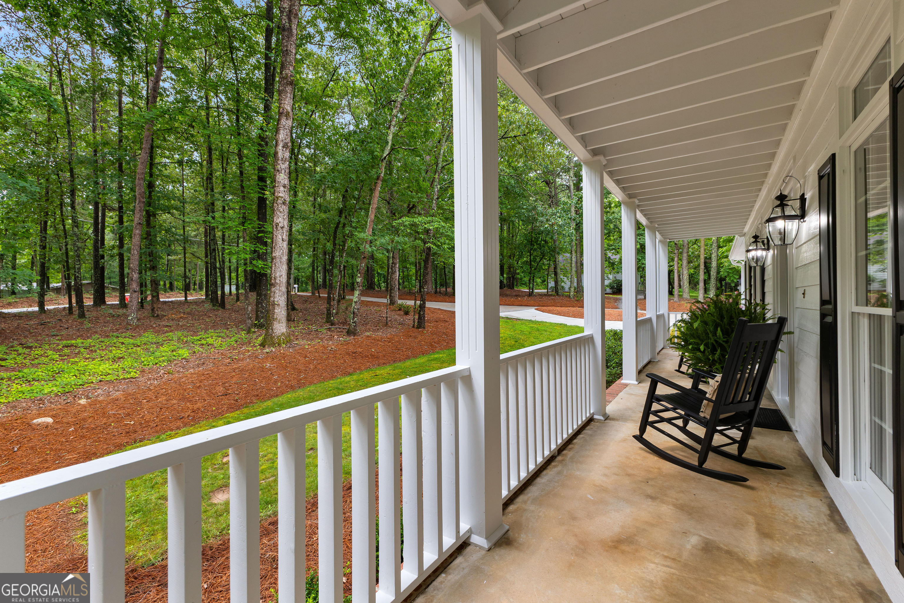 607 Lees Mill RD