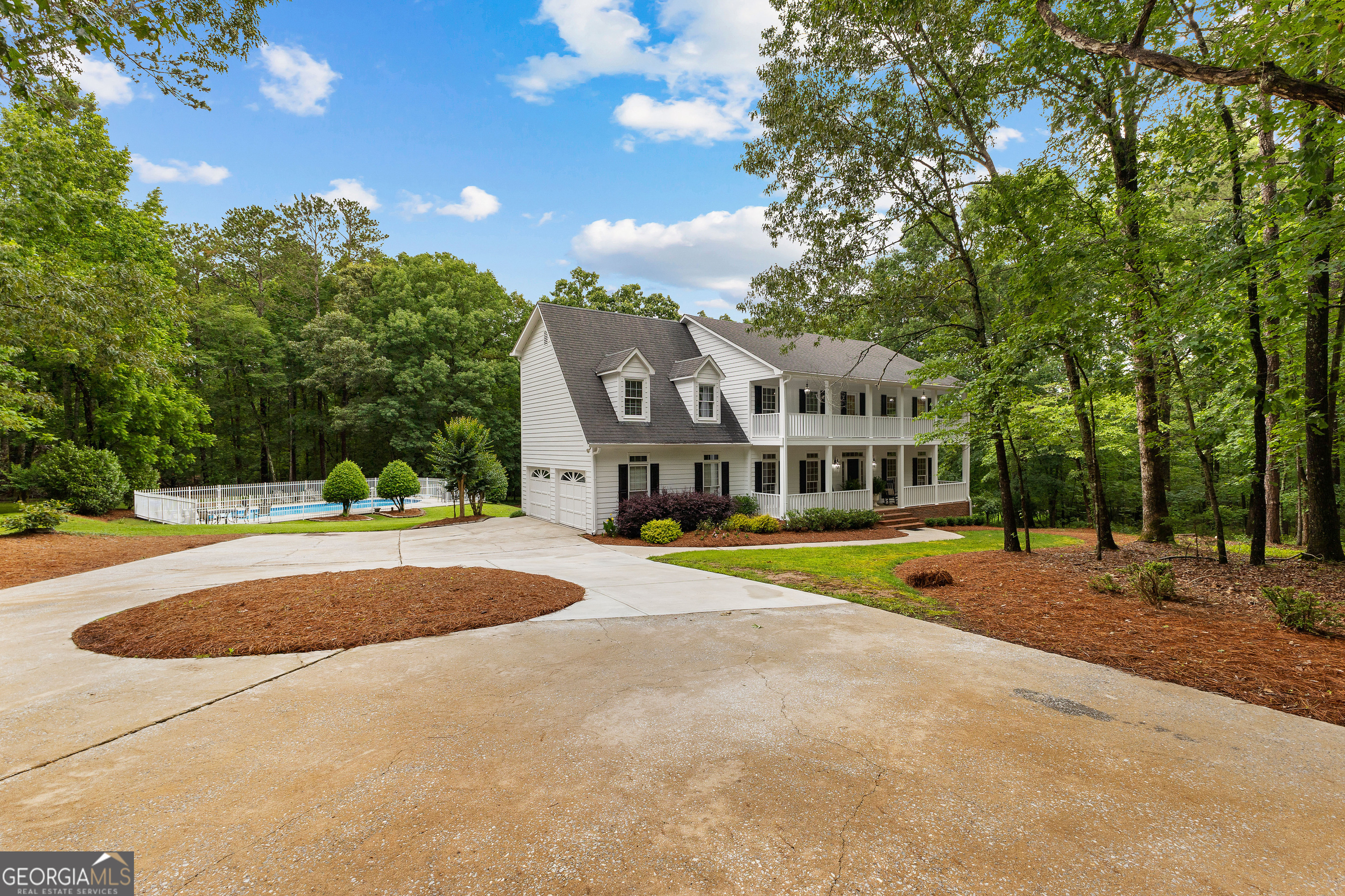 607 Lees Mill RD