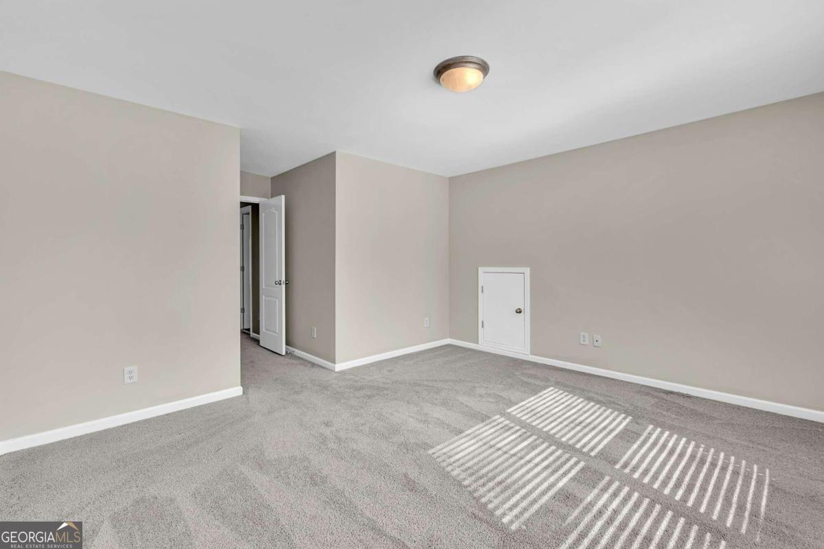 Atlanta, Georgia 30331, United States, 7 Bedrooms Bedrooms, ,5 BathroomsBathrooms,Residential,Active,36237