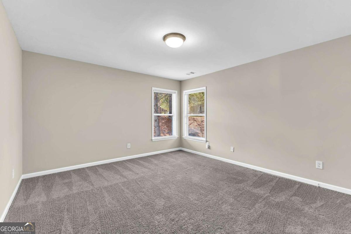 Atlanta, Georgia 30331, United States, 7 Bedrooms Bedrooms, ,5 BathroomsBathrooms,Residential,Active,36237