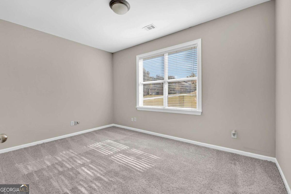 Atlanta, Georgia 30331, United States, 7 Bedrooms Bedrooms, ,5 BathroomsBathrooms,Residential,Active,36237