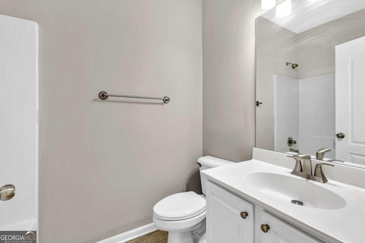 Atlanta, Georgia 30331, United States, 7 Bedrooms Bedrooms, ,5 BathroomsBathrooms,Residential,Active,36237