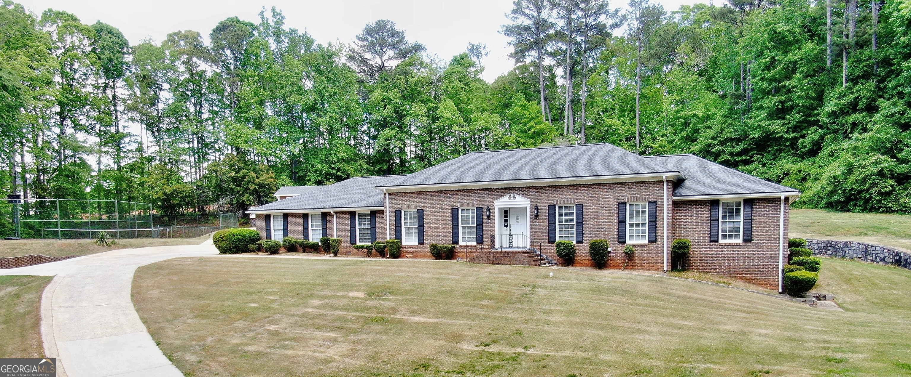 5025 Greentree TRL
