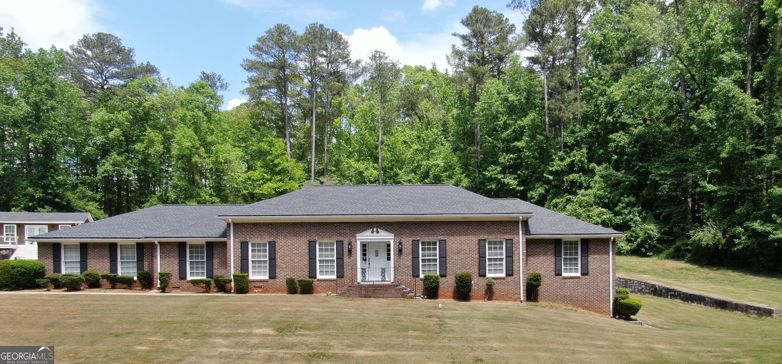 5025 Greentree TRL