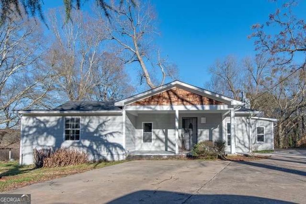 Photo of 2164 Bouldercrest Road SE, Atlanta, GA 30316 (MLS # 10754465)