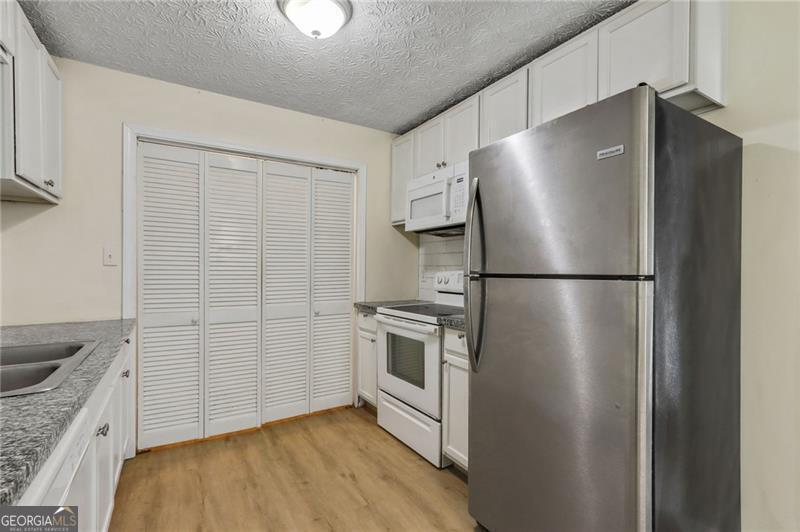 Booth circle - Residential Income
