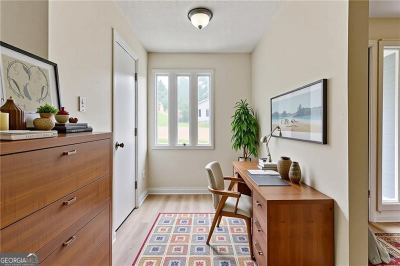 Booth circle - Residential Income
