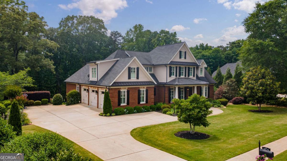 1774 Gentry LN