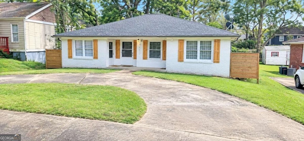 Photo of 1452 Mercer Avenue, College Park, GA 30337 (MLS # 10846046)