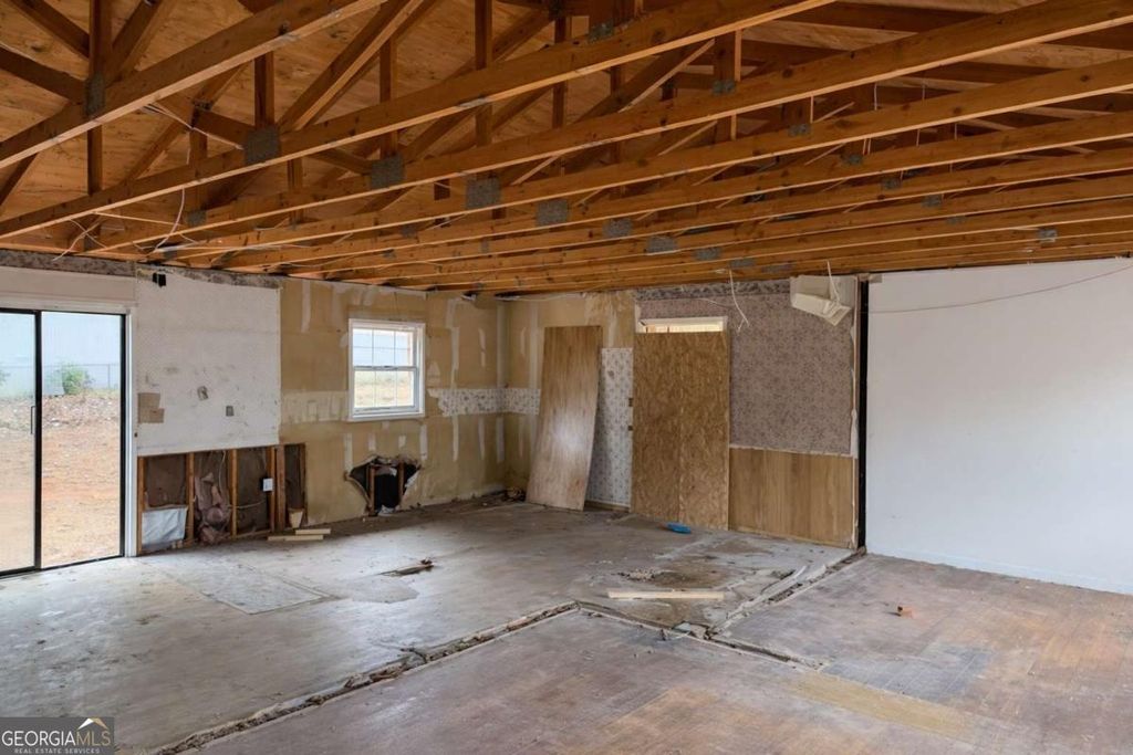 Photo of 924 Highway 138 E, Stockbridge, GA 30281 (MLS # 10700513)