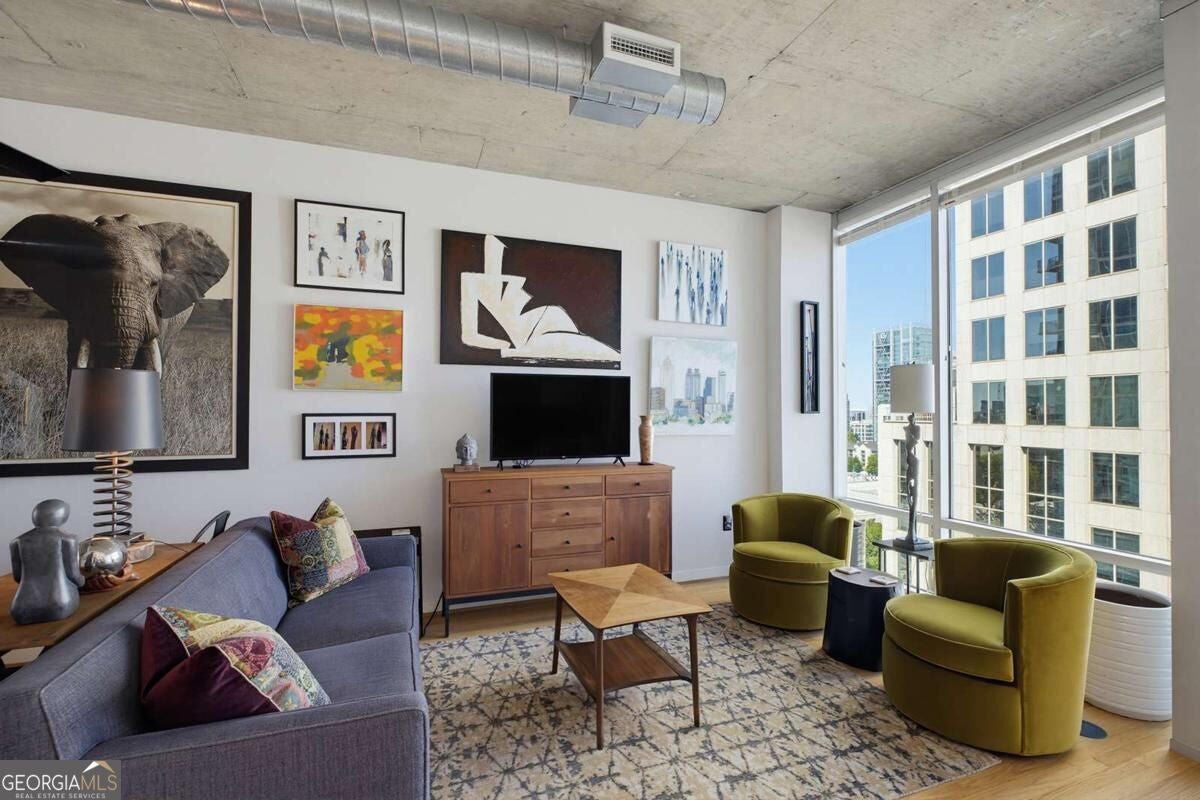 943 Peachtree ST 1403