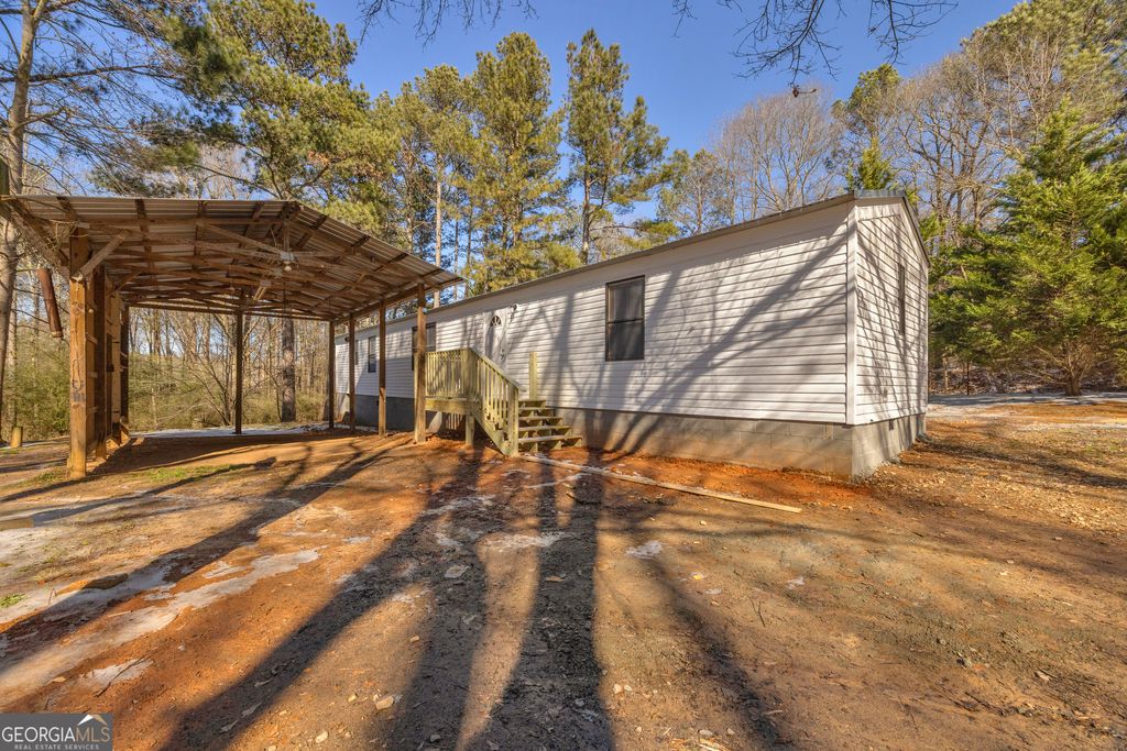 Photo of 2115 Dusty Road, Bowman, GA 30624 (MLS # 10680691)