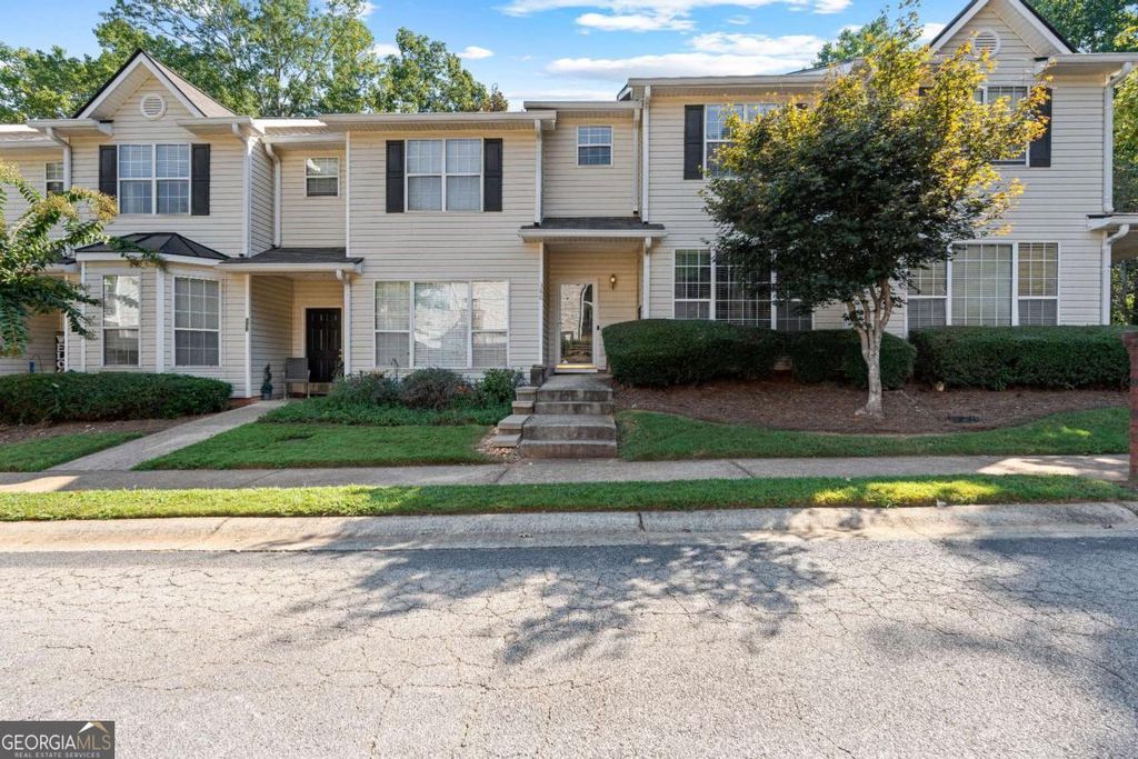 Photo of 380 Brentwood Drive, Newnan, GA 30263 (MLS # 10701599)
