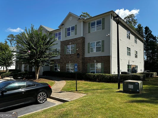 9302 FAIRINGTON RIDGE CIR, LITHONIA, GA 30038 - Image ec3f2f50d6c7a0fbe5511b6d018c4d83/3229862070