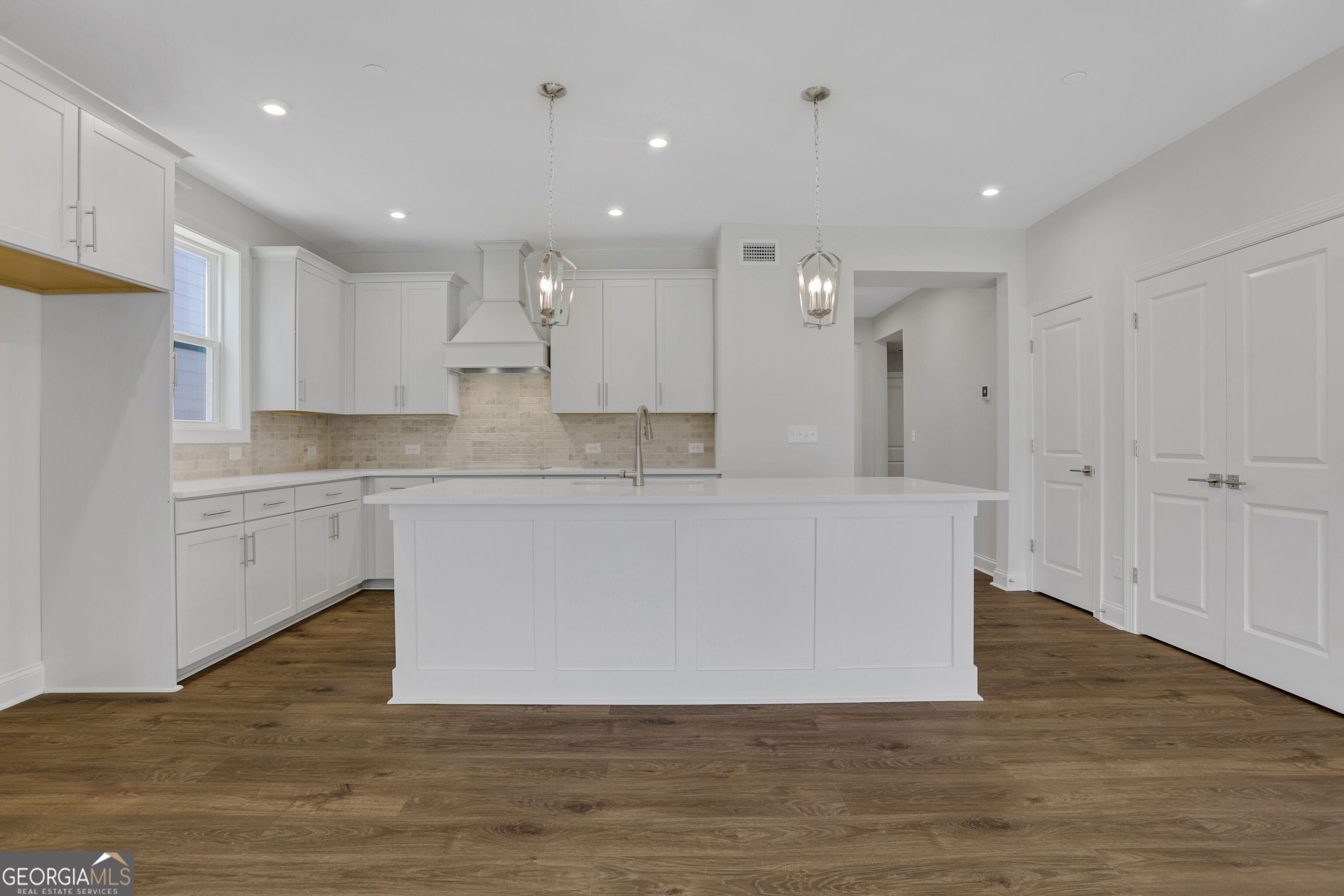 130 Willowfern LN