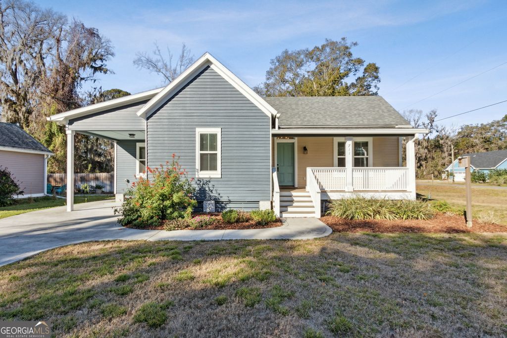 Photo of 711 Wheeler Street, Saint Marys, GA 31558 (MLS # 10680433)