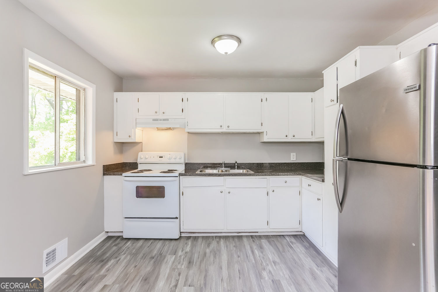 4133 Conley CIR