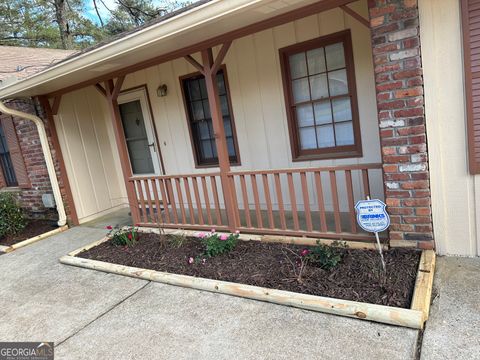 A home in Ellenwood