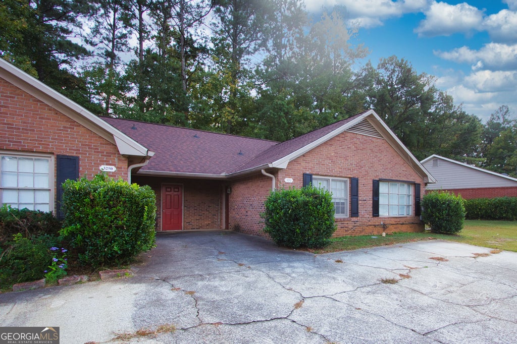 Photo of 3252 Inez Drive, Snellville, GA 30078 (MLS # 10882226)