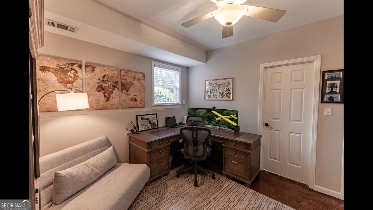 Laurel Ridge - Residential