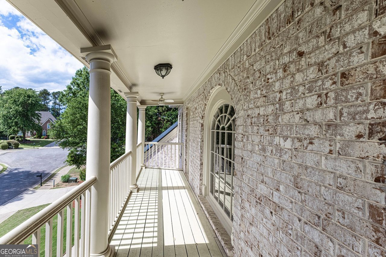Laurel Ridge - Residential