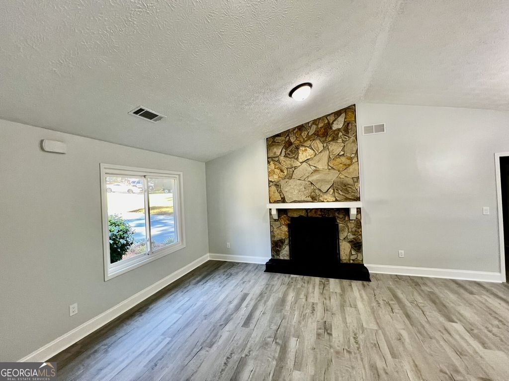 Photo of 723 Inland Way, Lilburn, GA 30047 (MLS # 10669122)