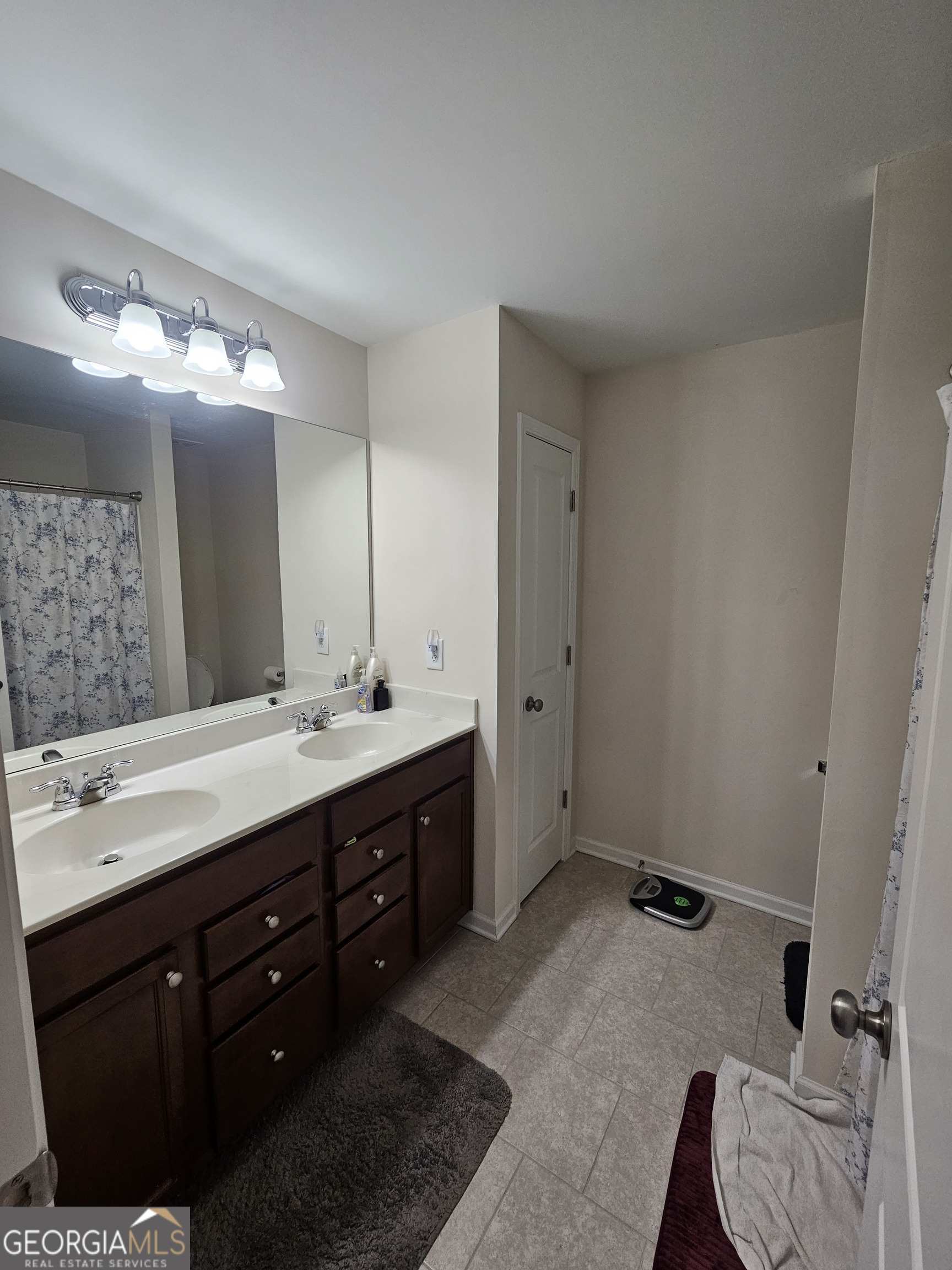 Locust Grove, Georgia 30248, United States, 5 Bedrooms Bedrooms, ,5 BathroomsBathrooms,Residential,Active,20591